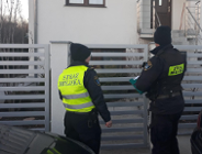 Dziś powietrze nie zachęca do spacerów : (