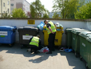 Listy na śmietniku