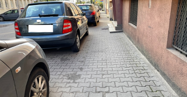 Niewłaściwe parkowanie pojazdów - przykłady