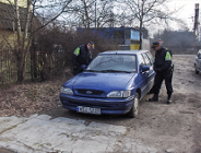 Strażnicy odnaleźli skradziony samochód.